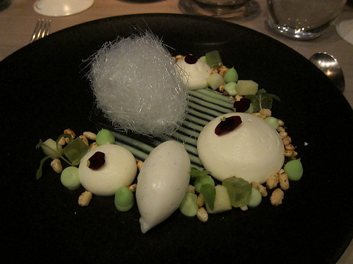 Sheep’s milk mousse, pandan curd and caramelised puff rice