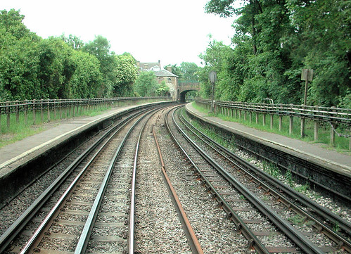 Osterley & Spring Grove Underground station