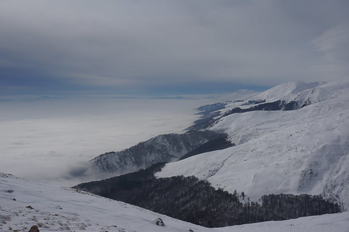 winter mountain clouds day cloudy macedonia mountaineering zima makedonija oblaci planinarenje planina ljuboten pwwinter {vision}:{mountain}=0694 {vision}:{outdoor}=099 {vision}:{clouds}=0948 {vision}:{ocean}=0885 {vision}:{sky}=0963 {vision}:{car}=07 {vision}:{snow}=0667