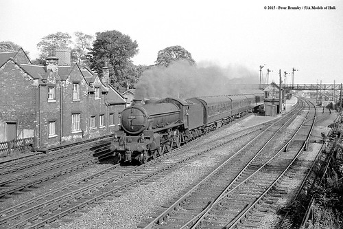 train railway steam passenger b1 brough 460 eastyorkshire britishrailways lner harryhinchliffe