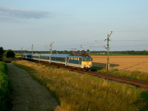 railroad sunset train rail railway máv szili vonat v43 vasút mozdony jákó v431265 locomocitve