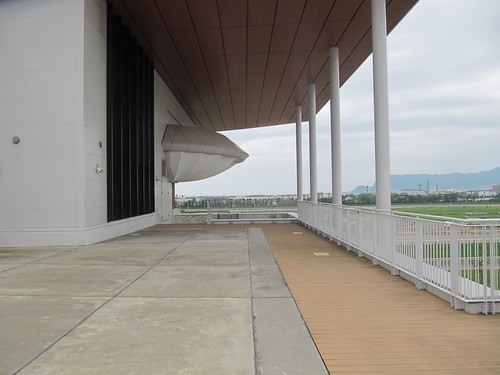 函館競馬場の展望デッキ