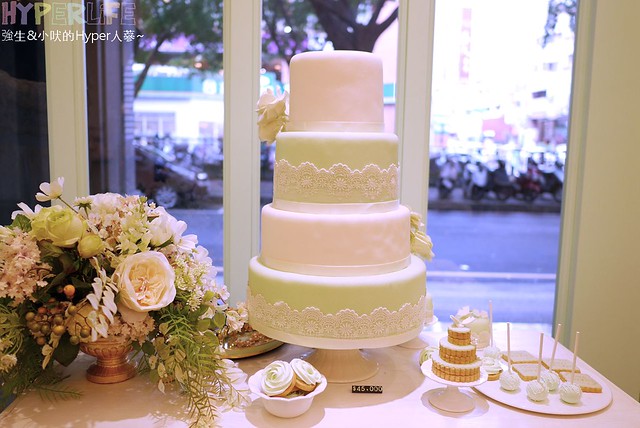 Candy Wedding &#8211; 網路人氣HITO商家終於開實體店啦!!寶寶收涎、彌月生日或結婚蛋糕等節慶餅乾或超美翻糖甜點都有，也可客製化訂做嘿～ @強生與小吠的Hyper人蔘~