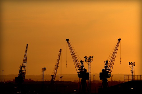 uk sunset urban orange silhouette dock nikon industrial crane yorkshire east 70300mm d300 kingstonuponhull f28g