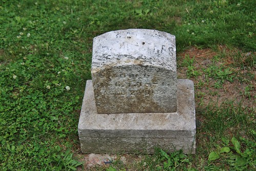 monument illinois headstone tombstone gravestone ayres footstone oakwoodcemetery 2016 geneseo