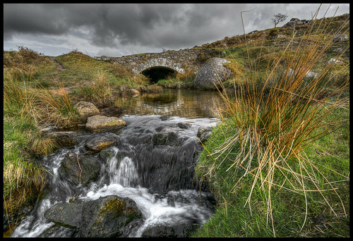 bridge water clouds river landscape stream devon granite brook moor dartmoor rushes moorland kingstor ingrator criptor