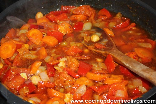 Potaje de castañas con acelgas y calabaza www.cocinandoentreolivos (4)