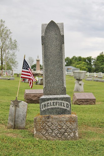 monument knoxville headstone tombstone iowa gravestone ayres gracelandcemetery 2016 inglefield