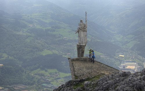 mountain saint statue view peak valley zb euskalherria hdr santo basquecountry sanignacio azpeitia xoxote loiola