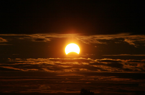 newyorkcity sun newyork clouds sunrise eclipse queens gothamist solareclipse partialeclipse