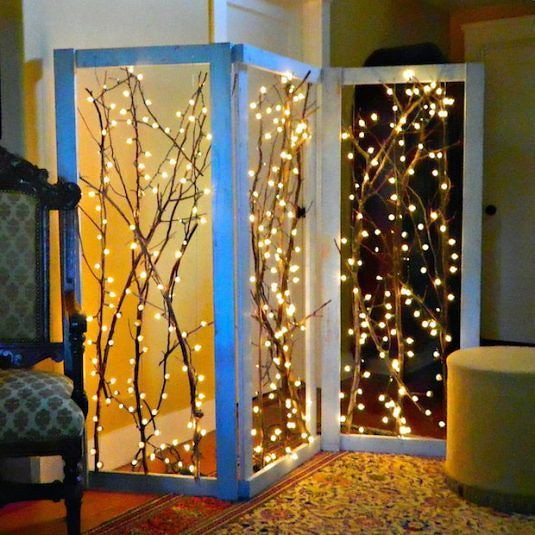 Magnificent Divider to Make With Old Windows and Branches