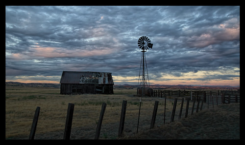 sunset sky color windmill northerncalifornia barn landscape cattle farm fences fencing stanislauscounty sonyalphaa99