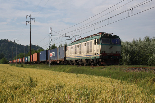 italia trains cargo railways fs alessandria trenitalia treni ferrovie roccagrimalda e652135 tc53104