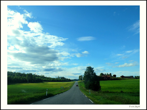 road field norway norge veg vei countryroad vestfold andebu photoshopelements10 fujifilmx20