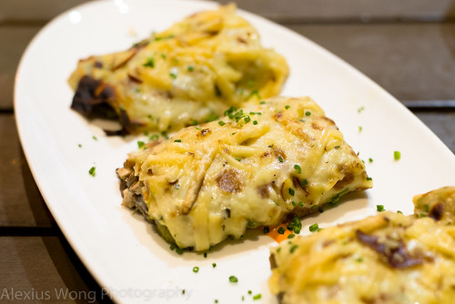 Mushroom Crepes with Cheese