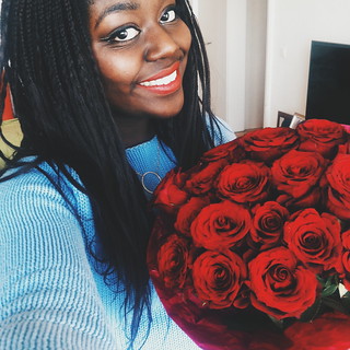 valentines day selfie lois opoku lisforlois