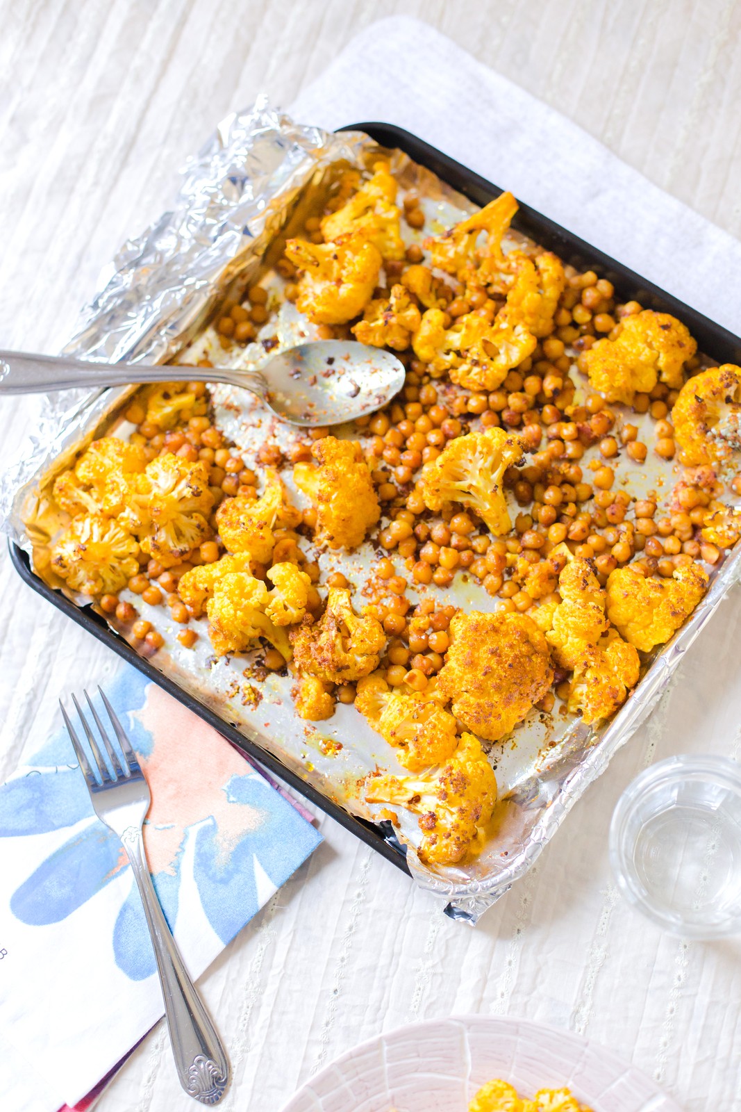 Turmeric Roasted Cauliflower, Chickpea and Quinoa | Elsa Brobbey