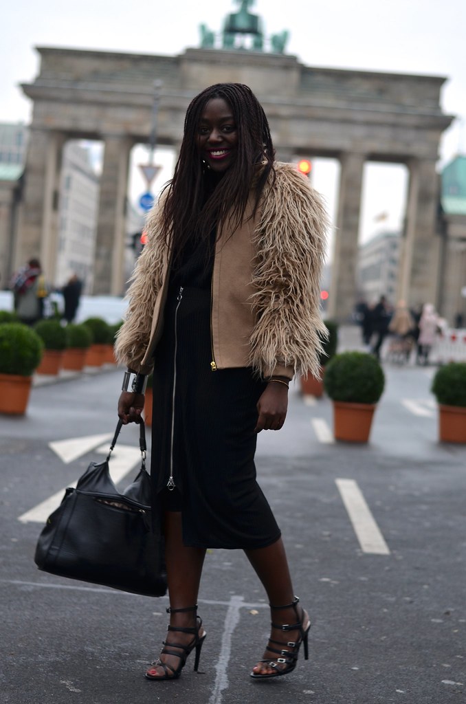 Lois Opoku outfit berlin fashion week lisforlois