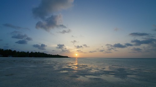 sunset beach maldives 714mm hakuraa
