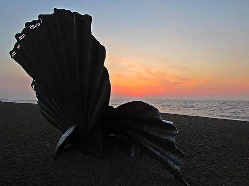 sea sculpture beach silhouette sunrise coast suffolk aldeburgh
