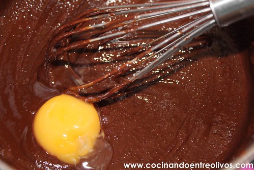 Mousse de chocolate www.cocinandoentreolivos (9)