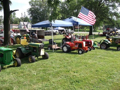 show county old tractor classic festival vintage town antique farm indiana equipment restored montgomery plow annual custom veteran sweetcorn wingate 2013