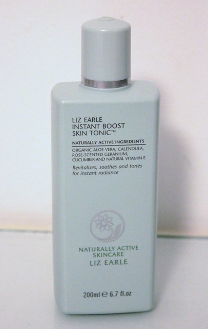 Review: Liz Earle Instant Boost Skin Tonic