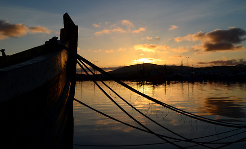 ireland sunset boats harbor dingle kerry eveninglight