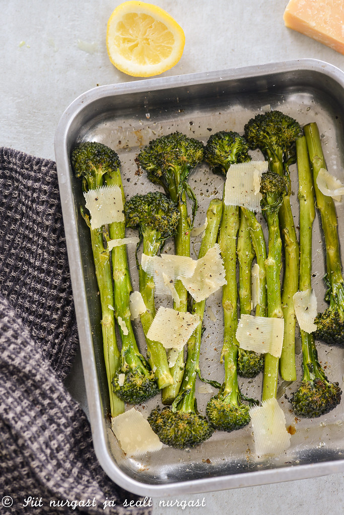 roasted broccolini