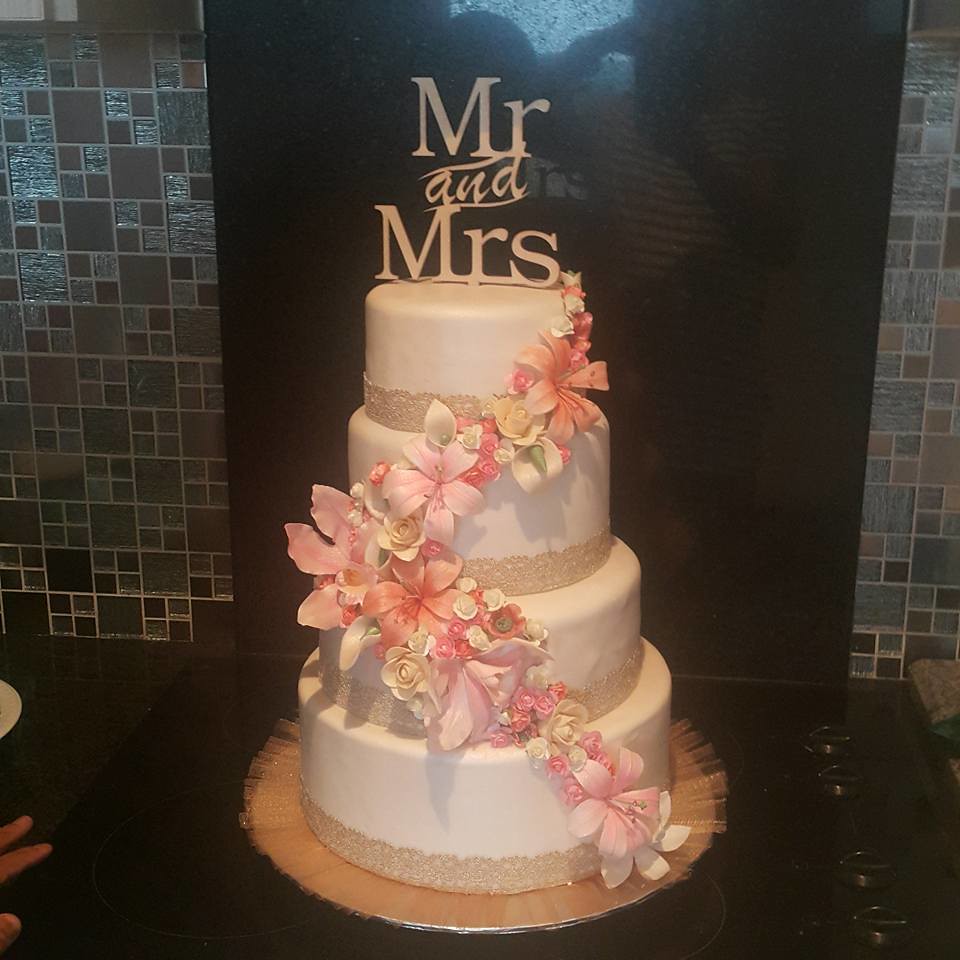 Shaneeza Sha's Beautiful Wedding Cake