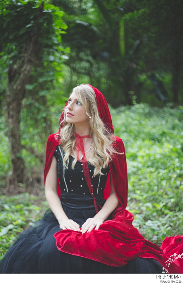 A dark fairytale styled shoot