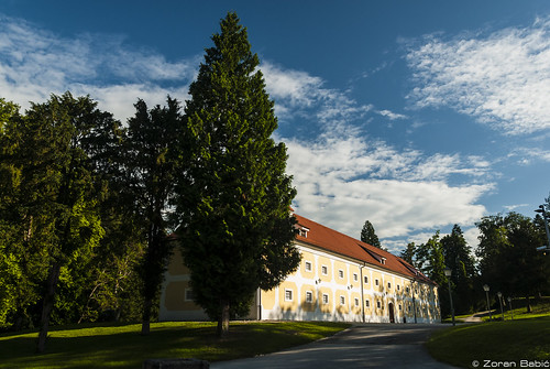 castle landscape slovenia mokrice