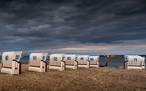longexposure beach clouds germany de deutschland outdoor balticsea drama kiel beachchairs schleswigholstein strande balticcoast