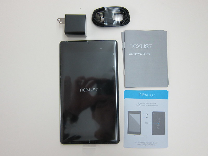 Nexus 7 (2013) - Box Contents