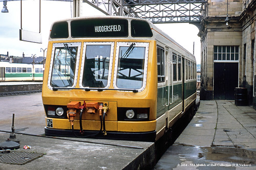 train diesel railway passenger britishrail westyorkshire pacer huddersfield dmu wypte class141