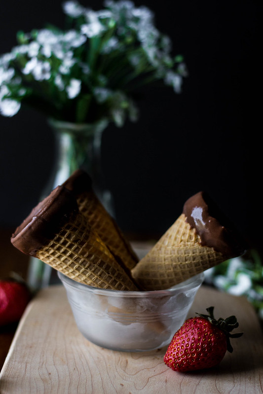 Strawberry compote no-churn ice cream with a whisky chocolate fudge sauce // TermiNatetor Kitchen