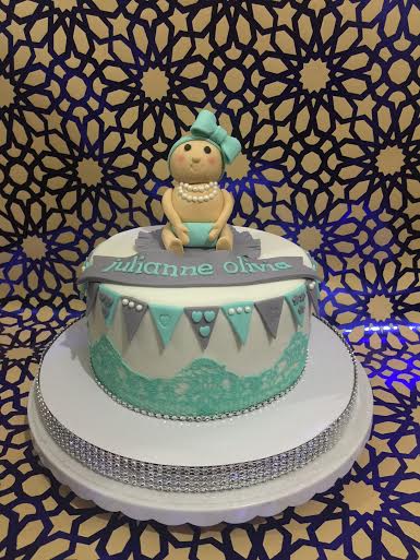 Cute Cake by Joyce Anne Urquico of Blue Butterfly Cupcakery