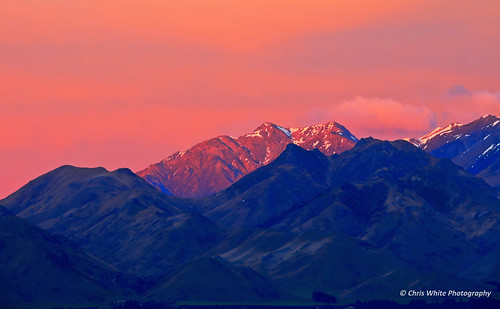 newzealand cloud sunrise landscape dawn canterbury alpine springs southisland hdr goldenhour hanmer hanmersprings conicalhill chrisnz chriswhitephotography chriswhitephotographynz chriswhitenz