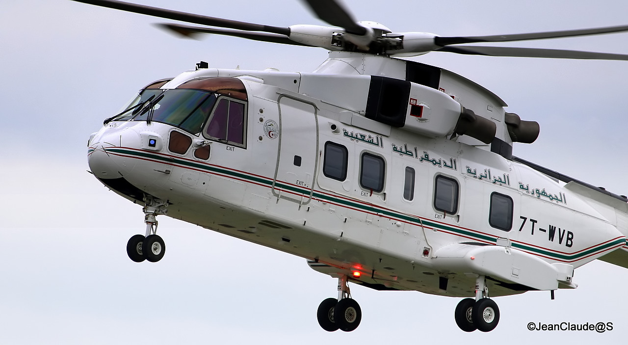 المروحية الرئاسية الجزائرية Merlin - صفحة 3 27786486100_81edbcb1e4_o