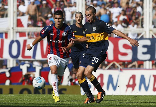 Gonzalo Escalante, centrocampista del Boca Juniors