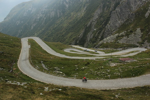 Crossing the Alps by Bicycle (Video)