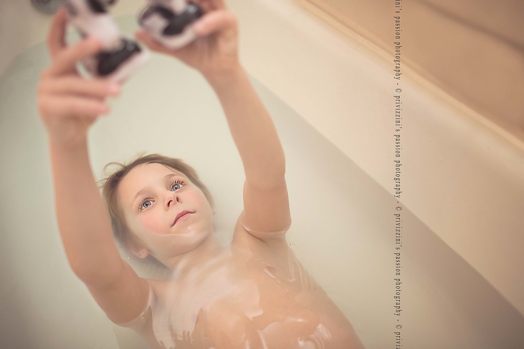 Fun In The Tub Amber Carbo Privizzini Flickr