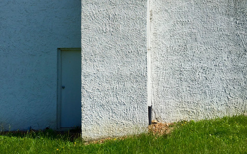 door white building green church grass parish wall illinois may stucco benld 2016