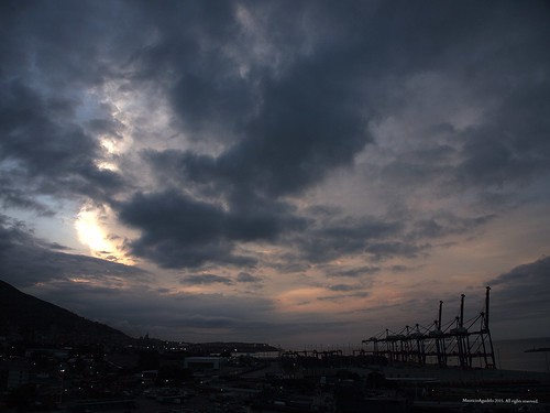 sunset port puerto atardecer patio grua nube transporte caribe guaira cluod