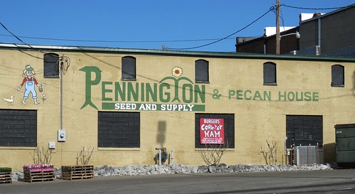 downtown tennessee smalltown paintedsign dyersburg pecanwarehouse