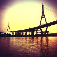 #bhumipol #bridge #bangkok #igbkk #igmania #instahub #instagood #instagram #instaphoto #instagallery #iphonography #instathailand #nokiaforlife #adayinlife #thailand #instabestphoto