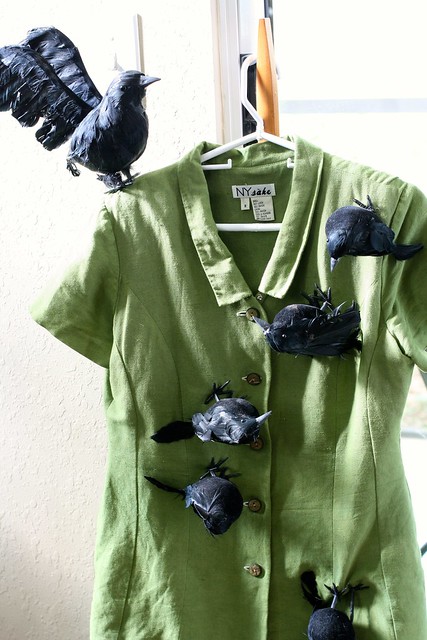 Easy DIY Costume: Tippi Hedren from The Birds