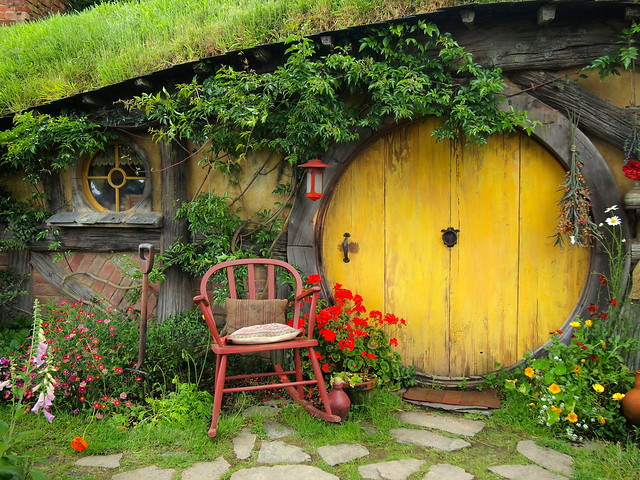 Hobbiton with Red Carpet Tours