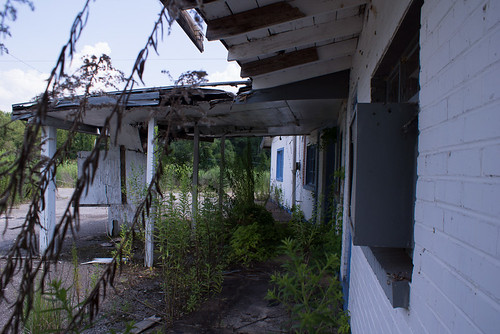 abandoned overgrown unitedstates jerry alabama motel explore abandonment dilapidated abandonedplaces eutaw 2013 jennyferfaithhope
