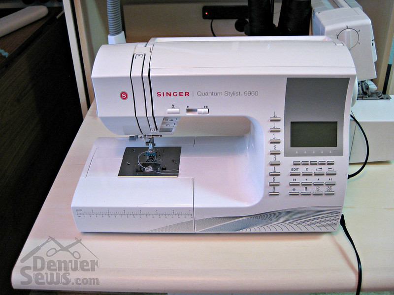 Tiny Sewing Corner - Singer 9960 Quantum Stylist Sewing Machine